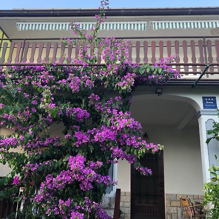 Apartment Marija Selce Exterior foto